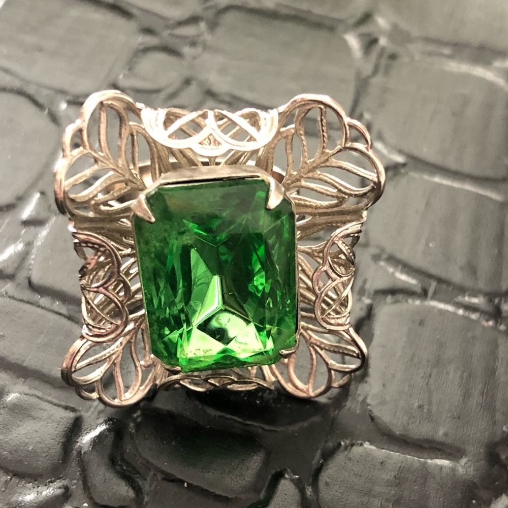 SOLD Beautiful Vintage Emerald Costume Ring